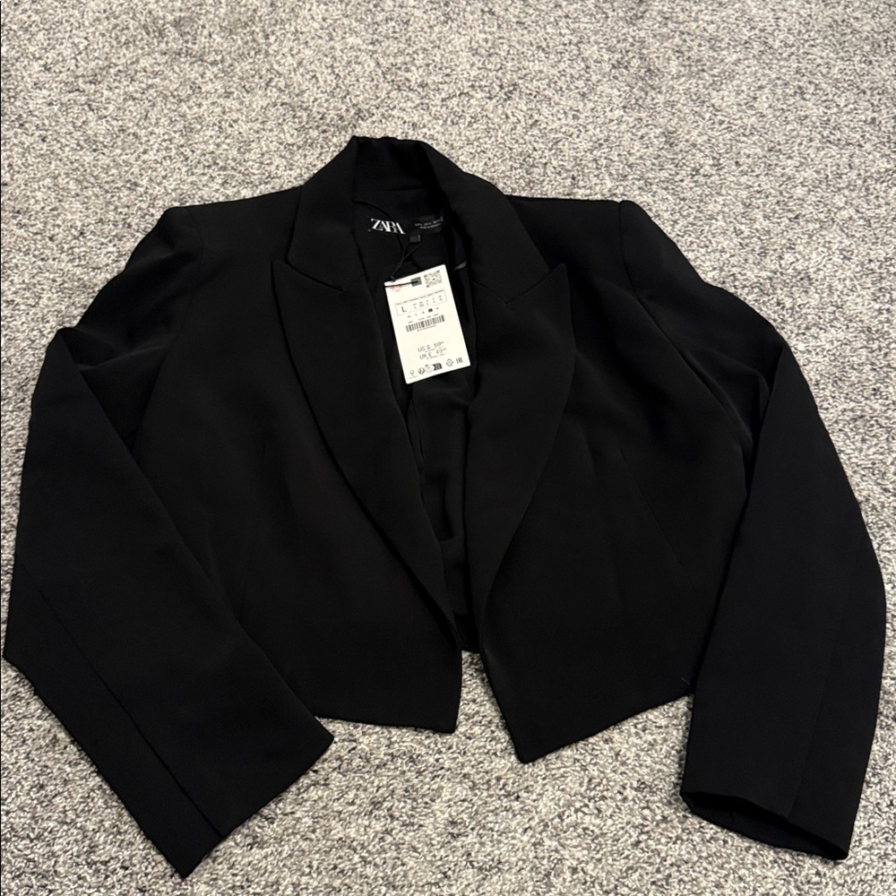 Zara Elegant Black Cropped Jacket
